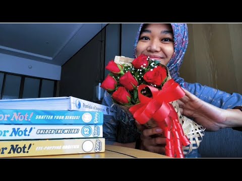 [ASMR] book tapping (rambling)