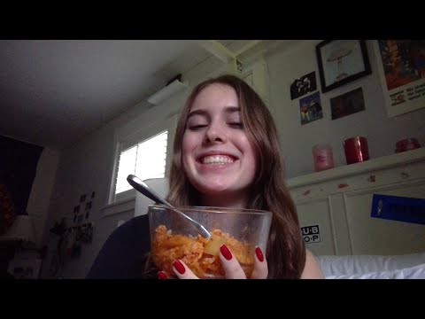 Asmr eating and whispering about my day!