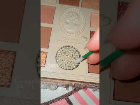 yang tau tau aja rasanya 😭 #asmr #makeup #asmrmakeup #eyeshadow #eyeshadowpalette