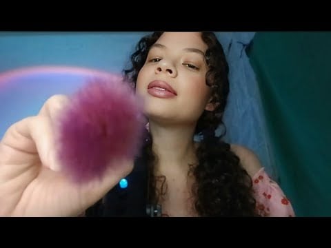 ASMR: AMIGA carinhosa te MAQUIANDO suavemente pro SÃO JOÃO 😴✨️