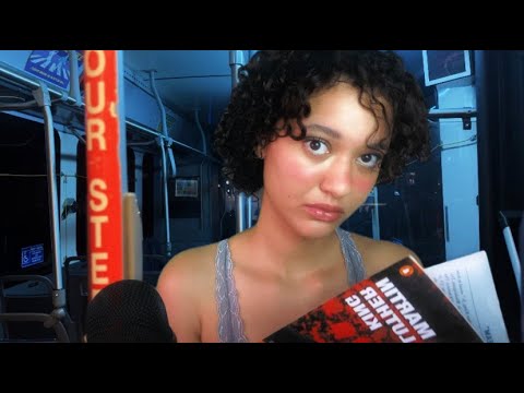 ASMR UMA ESTRANHA NO ONIBUS FAZ SUAS UNHAS
