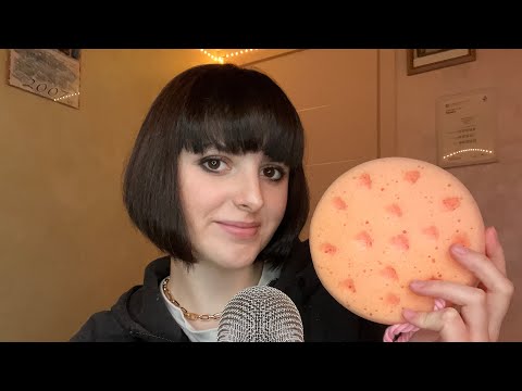 ASMR Sponge Triggers & Sounds🧽 (sponge on mic🎙️ + squeezing)