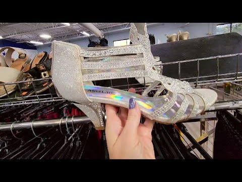 ASMR | Goodwill Shoe Show & Tell w/Voiceover (Whisper)