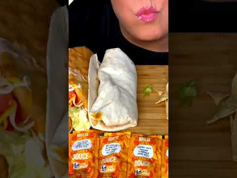 TACO BELL EXTRA SAUCY! 🤤#asmreating #mukbang #tacobell