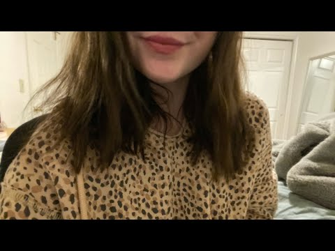 ASMR what’s in my makeup bag? (tapping and scratching)