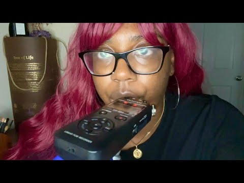 Asmr | Tascam mic biting with gloves and mouth sounds