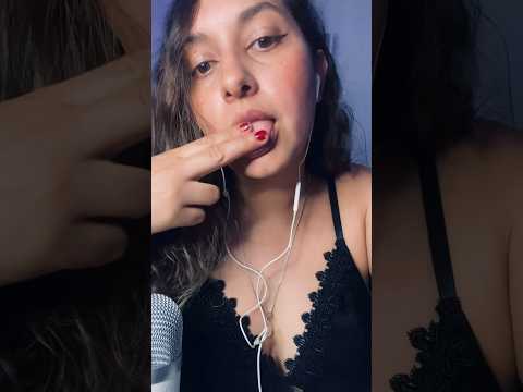 SPIT PAITING ♥️💦 #asmr #susurros #asmrsounds #asmrcommunity #spitpainting