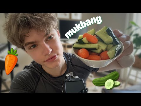 ASMR │ *CRUNCHY* Carrot And Cucumber Mukbang & Whispering🥕🥒  (Tascam Microphone)