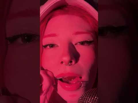 #asmr #lollipop #mouthsounds #egirl