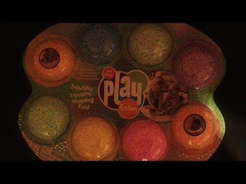 Ambers ASMR: *** Playing With Foam!!! *** ( kinda intense tingles)