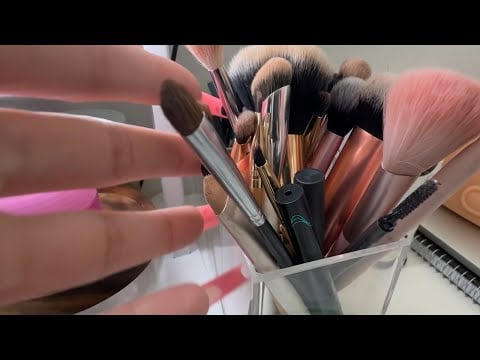 ASMR | Tapping/Scratching Around My Room 