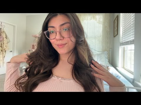 ASMR skin sounds & shirt scratching