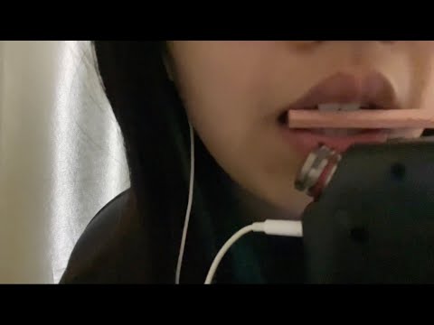 ASMR pencil noms/biting&mouth sounds w/ TASCAM