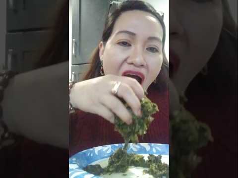 HOW I EAT SPINACH #shortsfeed #mukbang #food #vegetables #eating