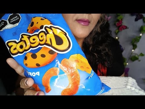 ASMR comiendo chetos con salsa valentina 😋