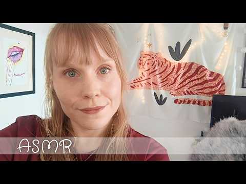 Tämän Vuoden Suosikkeja🍨🎧ASMR SUOMI (tapping, whispering favorites)