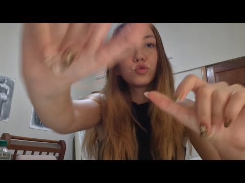 ASMR caseirinho - mostrando meus materiais de pintura a óleo 🎨 voz suave, conversas e tapping 