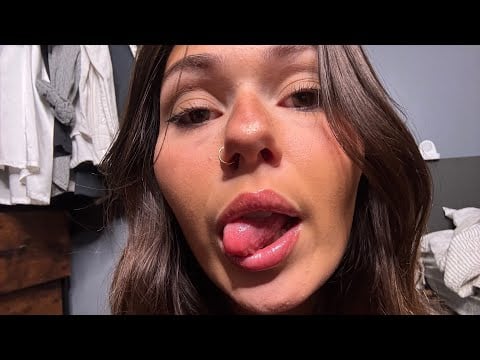 ASMR FAST Mouth Sounds!! 