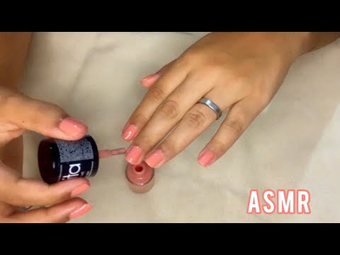 ASMR AJEITANDO MINHAS UNHAS/ com sussurros e sons de boca