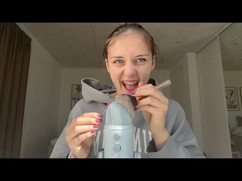 ASMR| Mic Triggers (brushing, spoolie, scratching and tapping)