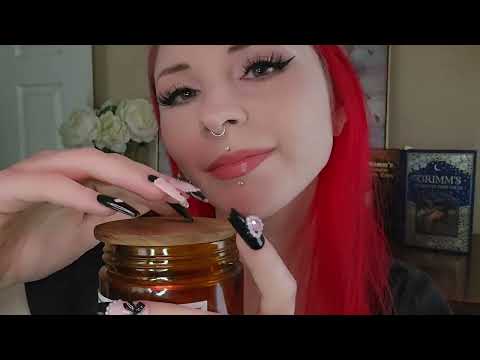 ASMR Hushing and Soft Spoken Whispers ♡