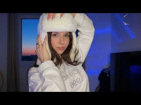 ASMR Soft & Fluffy Fabric Scratching as the Sky Turns Dark 🌆
