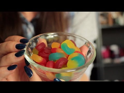 Crunchy, chewy sweets. Lo-fi ASMR