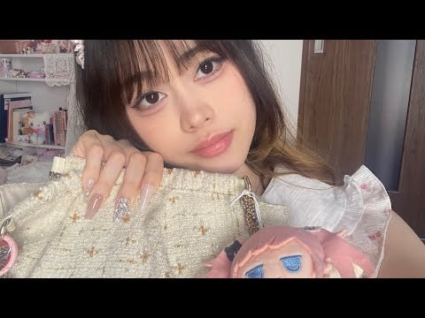 what's in my bag lofi asmr because i dont know where my mic went