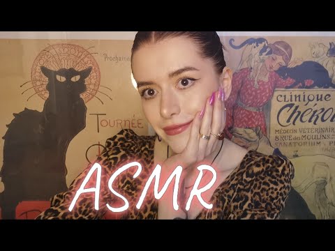 tapping on books (paper sounds) 📚 // with long nails 💅🏻 // ASMR ✨