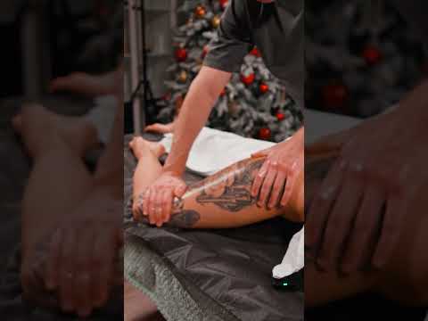 Roxy’s relaxing oil thigh massage #asmrsounds