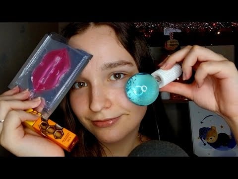 Asmr cuidando do seu rosto delicadamente para relaxamento intenso, clima calmo e aconchegante
