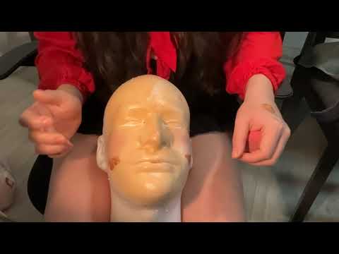 ASMR~ doing your makeup but it keeps getting worse (you’re a foam head) 👤 w/ slight gum chewing 🍬🍬