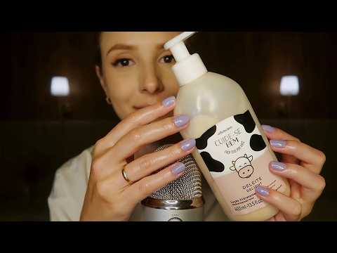 ASMR ☁️ creme nas mãos (ambiente escuro, toques delicados e sons cremosos)