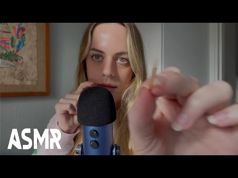 ASMR ✧ poking/scraping/brushing your face + mic w/ different objects & close-up visuals to sleep