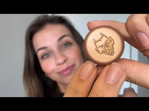MY FIRST ASMR VIDEO ~tapping and scratching + whispering