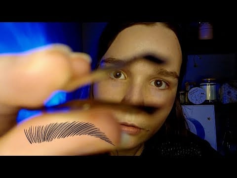 ASMR FAZENDO SUA SOBRANCELHA BEM RÁPIDO sons de pinça e tesoura ✂️