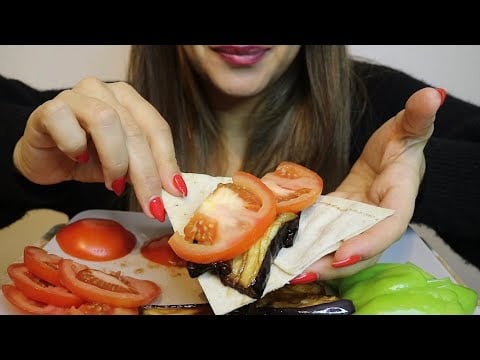 ASMR FRIED EGGPLANT / TOMATOES / PEPPERS / FLAT BREAD / no talking / CREMA ASMR #asmr #eggplant