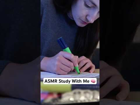 ASMR 30 seconds of pure studying 📖 🧠 #asmr #studywithme #asmrstudywithme #medicalasmr