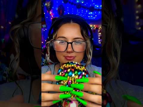 Comment which mic cover wins!! Christmas lights or peppermints? 😍 It’s that time of year babes! 🎄