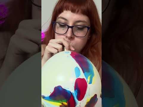 Merry Christmas 🎄 #balloonasmr #balloonblowing