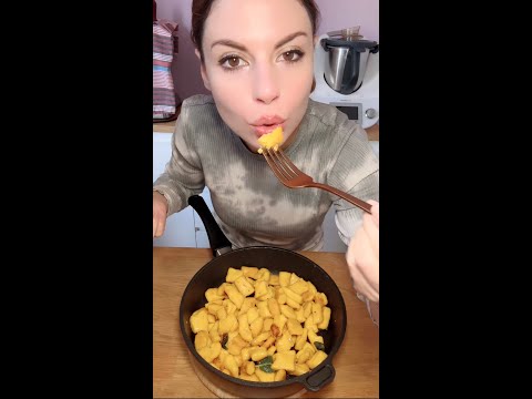 ASMR Autumn Cooking: Pumpkin Soup & Gluten-Free Pumpkin Gnocchi with Salmon