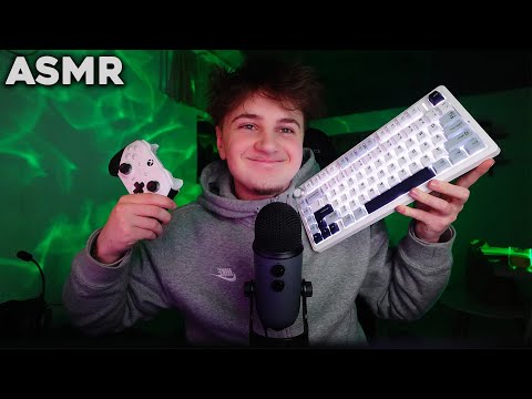 ASMR - UN GAMER T'ENDORS (pleins de triggers)