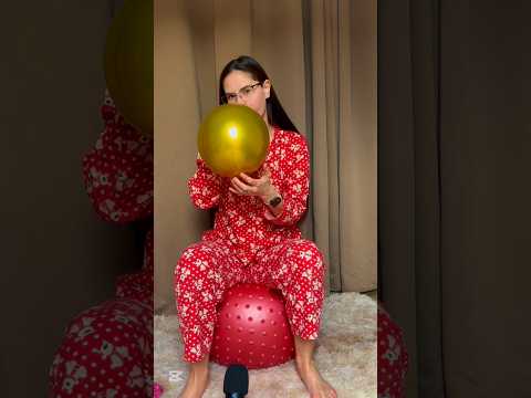 Pajamas Time - blowing Gold Balloon #asmr #balloon #yogaball