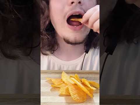 ASMR CİPS MUKBANG 🍟 Videonun devamı kanalda! #asmr #mukbang #shorts #eatingsounds #türkçeasmr