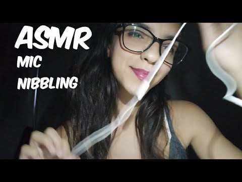 ASMR- Mic nibbling - Mouth sounds (No talking)