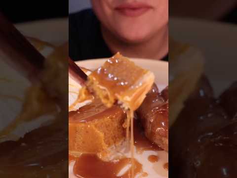 Pumpkin pie with caramel sauce #asmr #pie #food #FallintoShorts #dessert