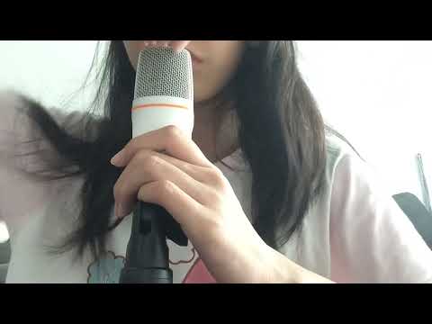 ASMR fast mic scratching (no cover) 🤍