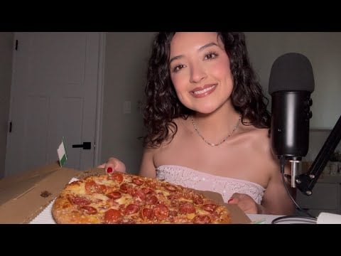 ASMR | Bacon Pepperoni Pizza 🍕 