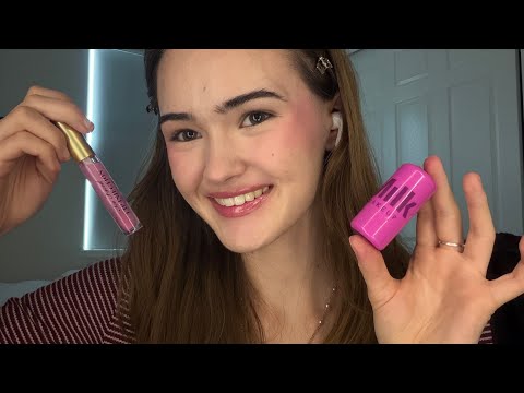 Applying Lip Glosses~