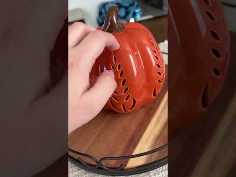 Random tapping #asmr #asmrtapping